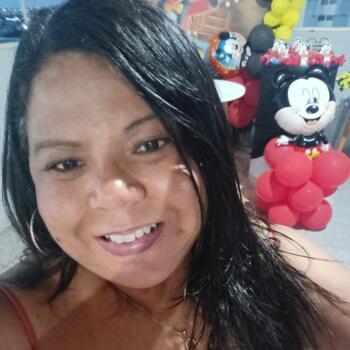 Babysitter Anápolis: Erica