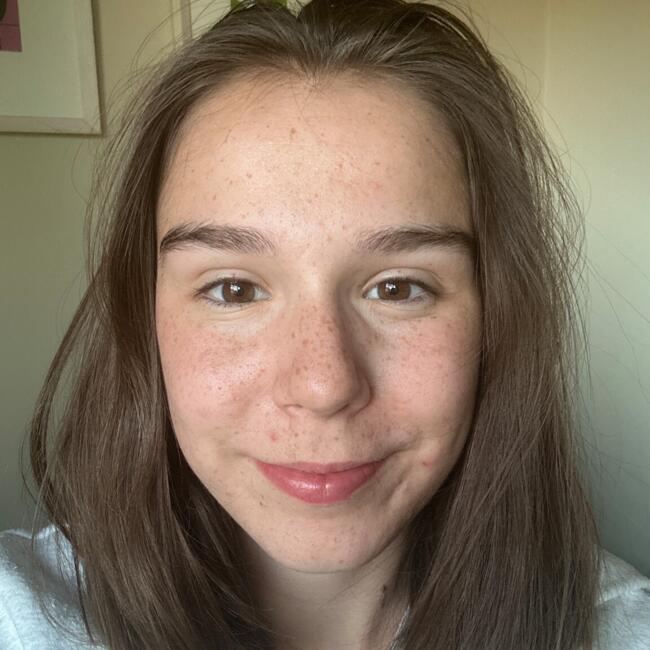 Babysitter in Buckhurst Hill: Louisa
