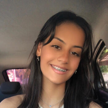 Babá Goiânia: Fernanda