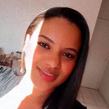 Babá Blumenau: Marina