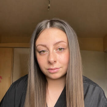 Babysitter in Pipriac: Louna