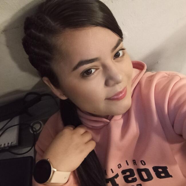 Babysitter in Floridablanca: Diana