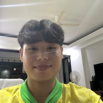 Babysitter in Singapore Island: Brandon