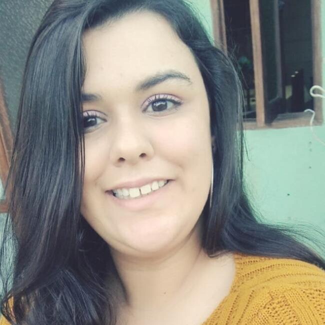 Babá em Porto Alegre: Fernanda