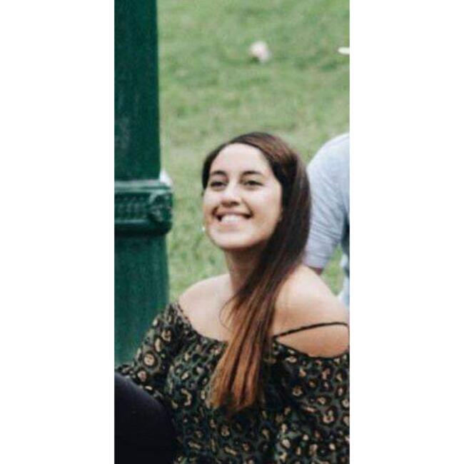 Babysitter in Pilar: Brenda