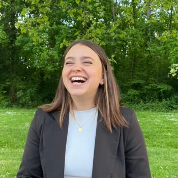 Babysitter in Moulins: Alexia