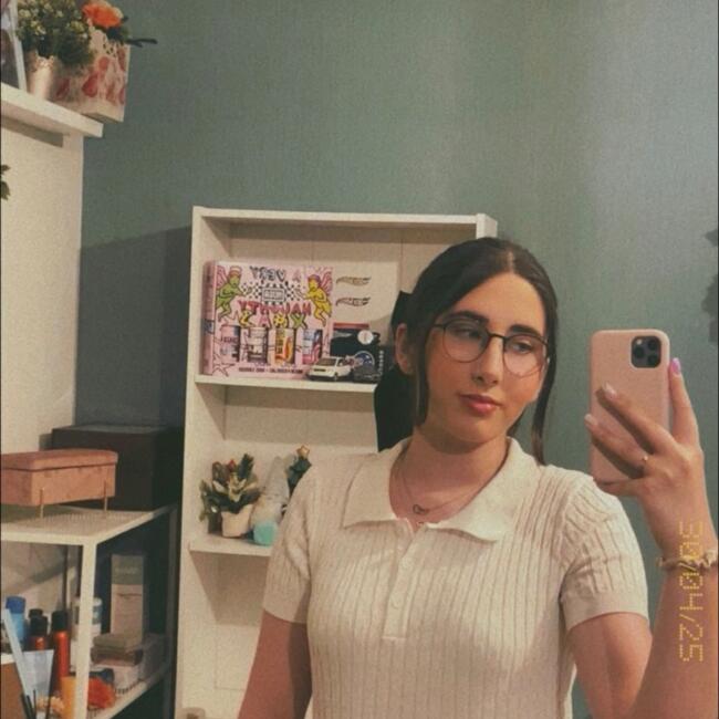 Babysitter in Nespereira (Distrito do Porto): Filipa