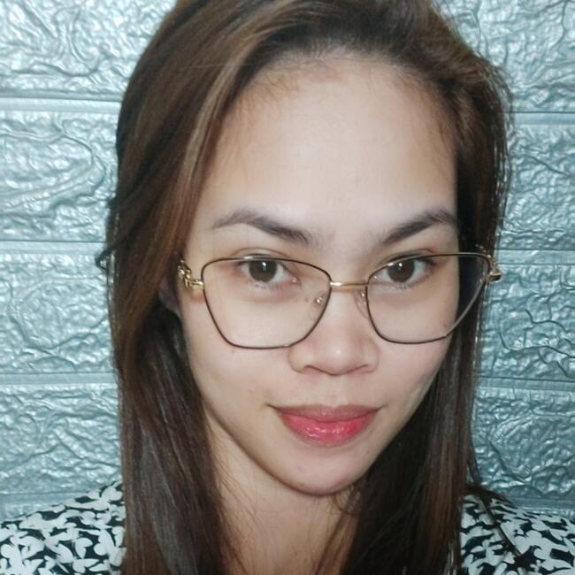 Nanny in Dubai: Kristel