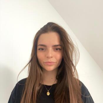 Babysitter a Monza: Giulia