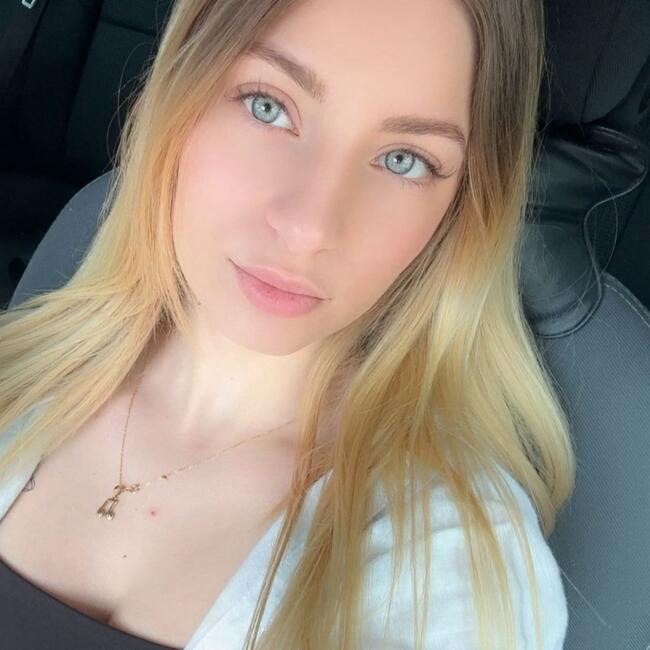 Babysitter in Brasov: Geanina