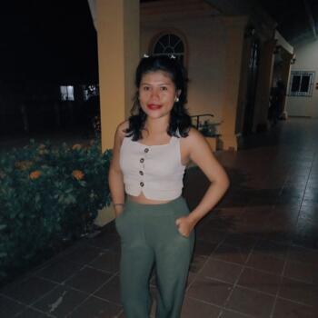Babysitter in San Carlos: Angélica