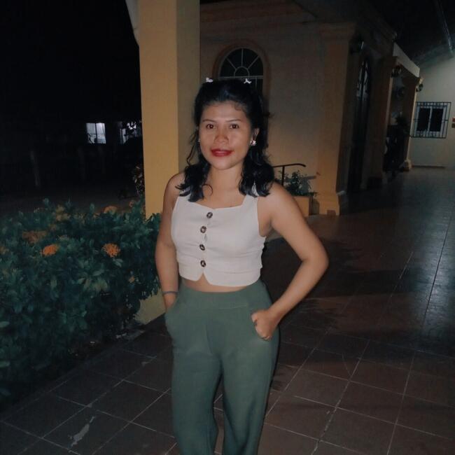 Babysitter in San Carlos: Angélica