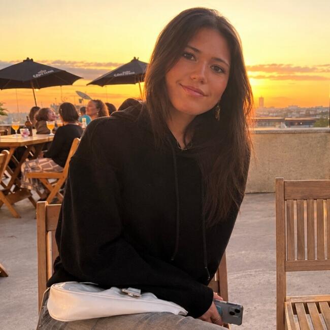 Babysitter in London: Youna