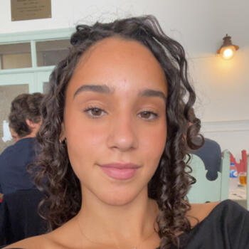 Babysitter in Lisbon: Mariana