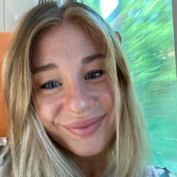 Babysitter in Nice: Julia