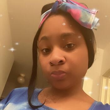 Babysitter in Detroit: Latasha