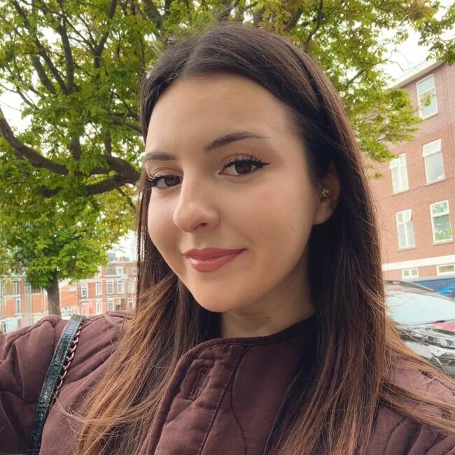 Babysitter in The Hague: Tuba