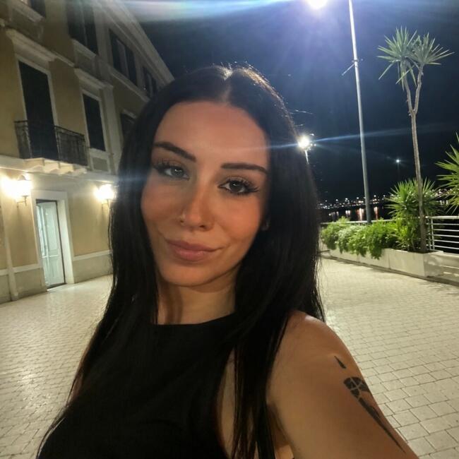 Babysitter in Milan: Nikol