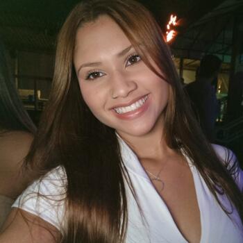 Babysitter in Maringá: LUDMYLA