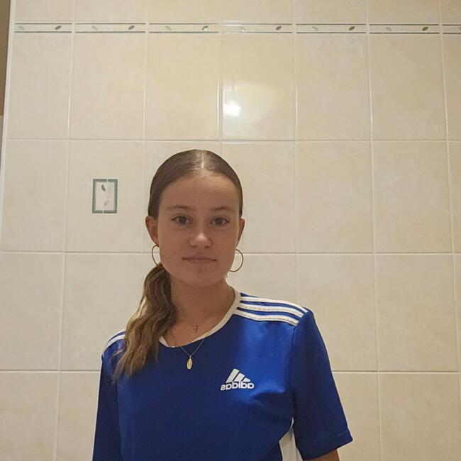 Babysitter in Torsac: Léane