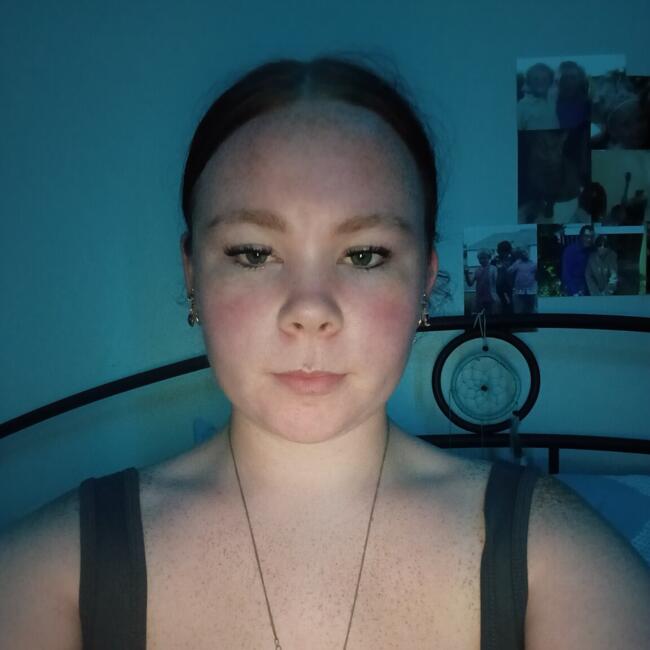 Babysitter in Napier City: Hannah