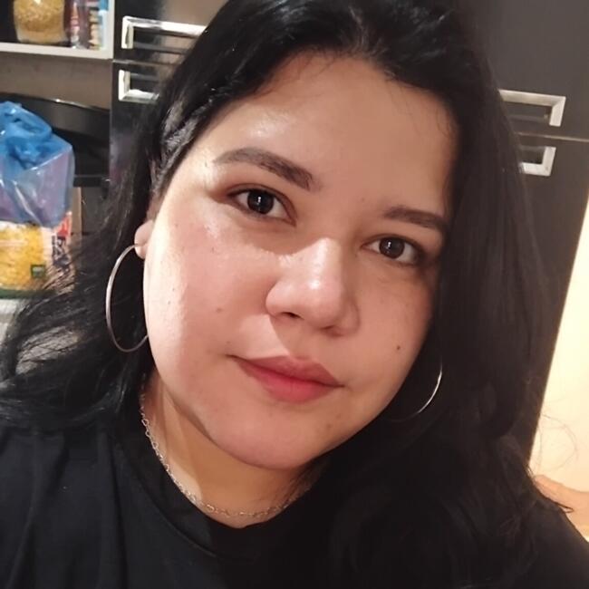 Babysitter in Brasília: Thalia