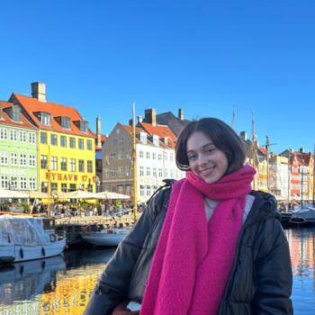 Babysitter em Lisboa: Joana