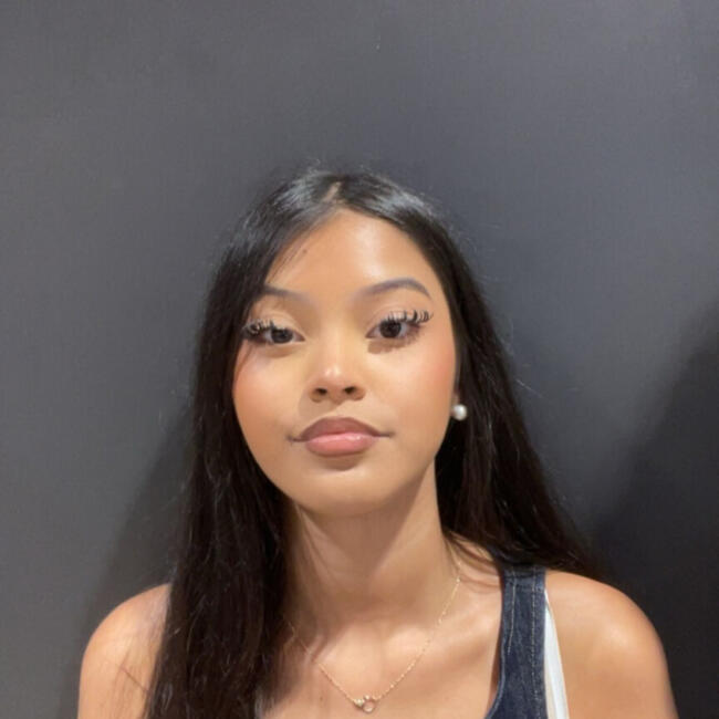 Babysitter in Rueil-Malmaison: Lesly