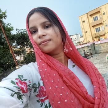 Babysitter in Garbeta: Ruksana