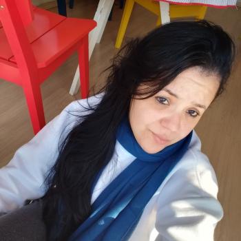 Babysitter Embu: Kelly