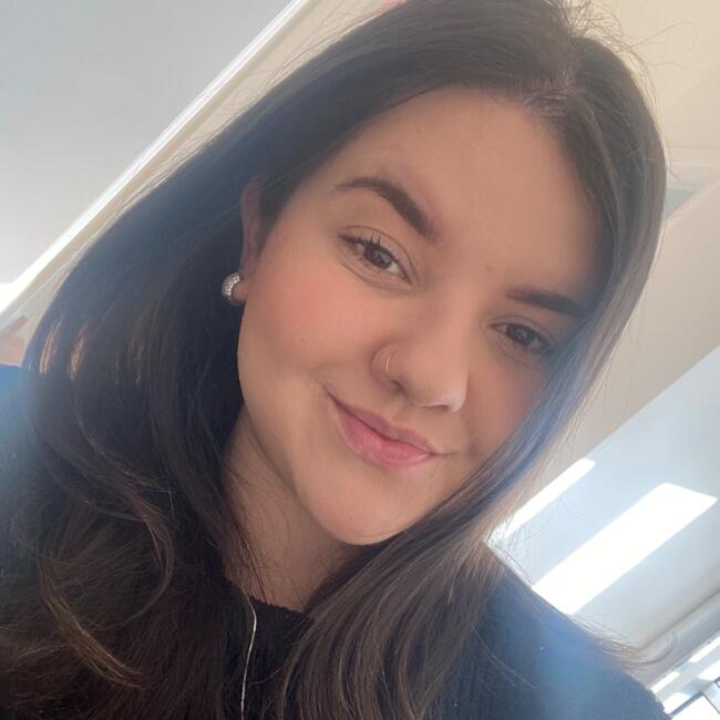 Babá em Valinhos: Karine