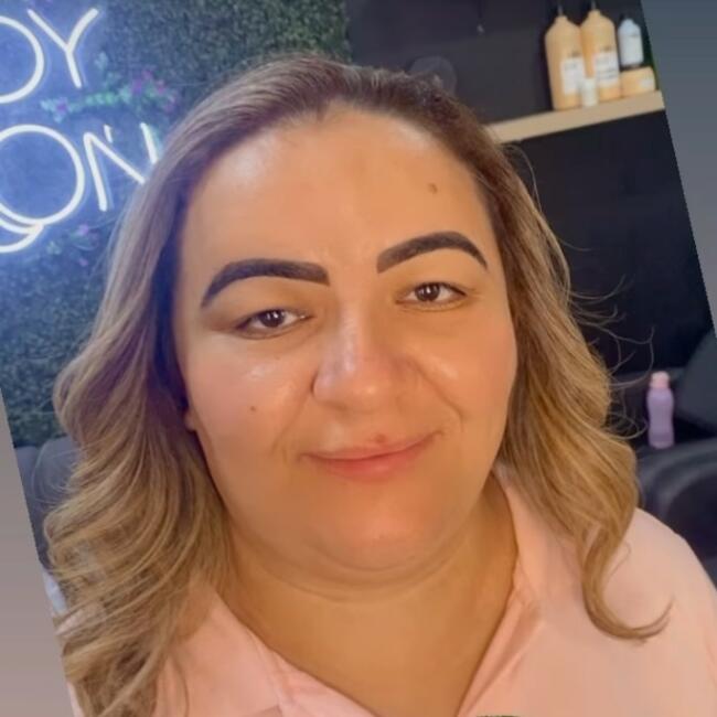 Babysitter in Caucaia: Vanderlice