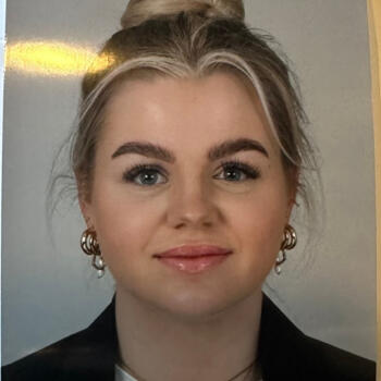 Babysitter in Leusden: Eva