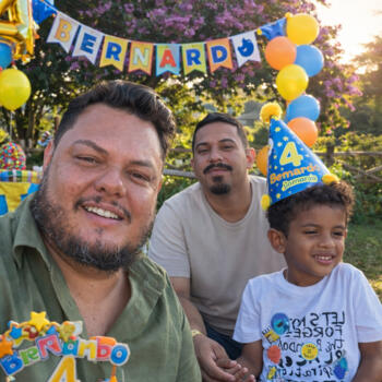 Emprego de babá em Guarujá: emprego de babá Sacerdote Tom