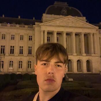 Babysitter in Mons: Maxandre
