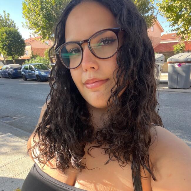 Nanny in Alovera: Naiara