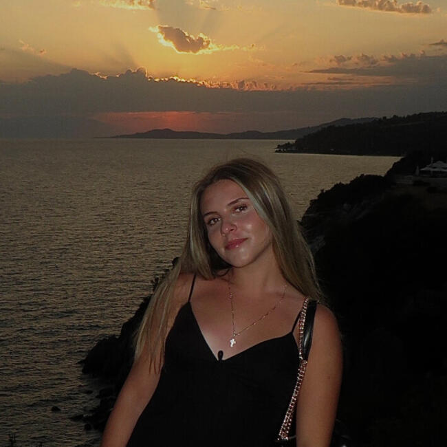 Babysitter in Kayl: Dusica