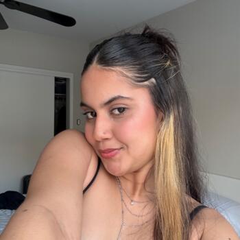 Babysitter Winnipeg: Maria