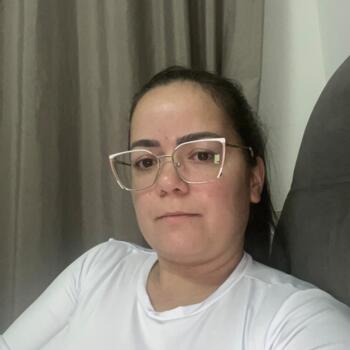 Babysitter in Balneário Camboriú: Dienifer
