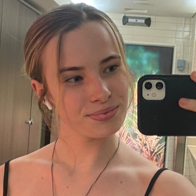 Babysitter in Brisbane: Harlequin