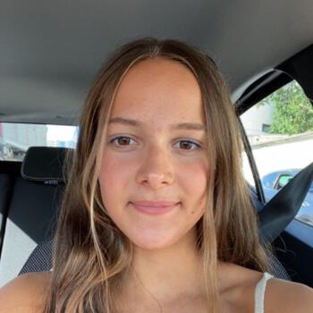 Babysitter in Versailles: Lilou