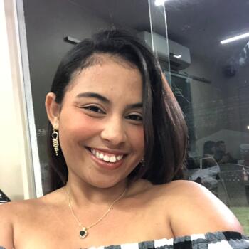 Babá Ananindeua: Nayara