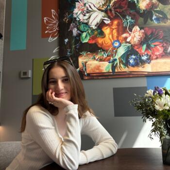 Babysitter στην περιοχή Χάγη: Nikoleta