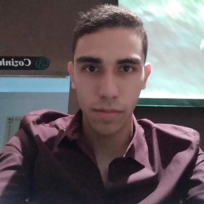 Emprego de babá em Araguaína: Acácio