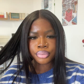 Babysitter in Saint-Ouen: Fatoumata