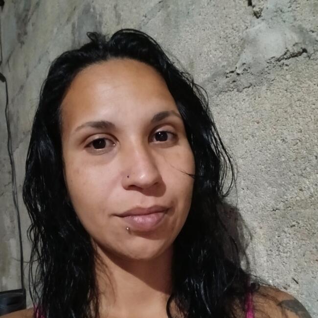 Babysitter in Praia Grande: Yavini