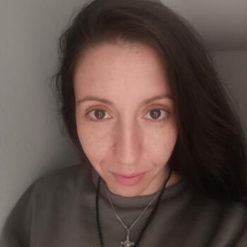 Babysitter στην περιοχή Ίλιον: Χριστίνα