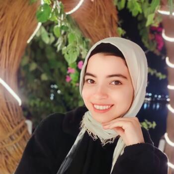 جليسة أطفال الجيزة: Hala