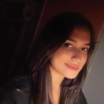 Babysitter in Francisco Morato: Geovana