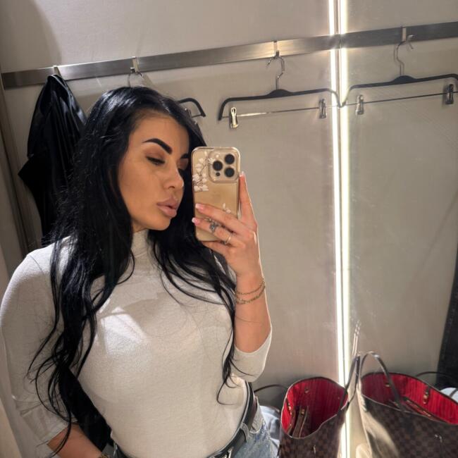 Babysitting job in Moşniţa Nouă: Ionela